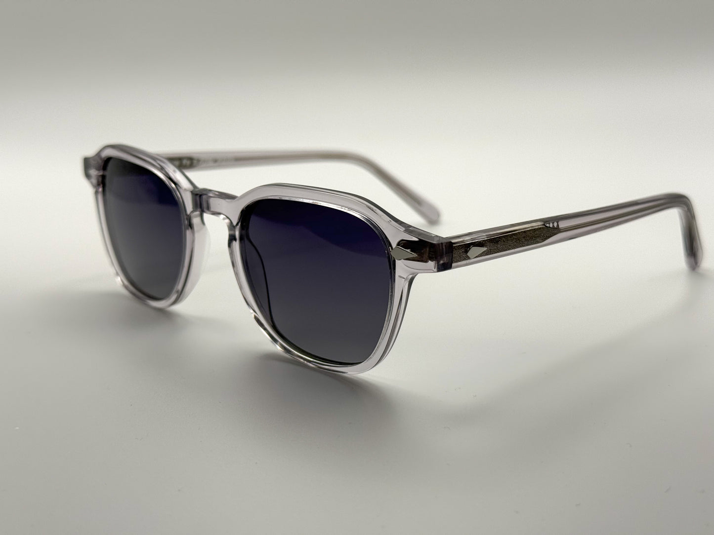 New Timeless - Clear Smoke & Gradient Black